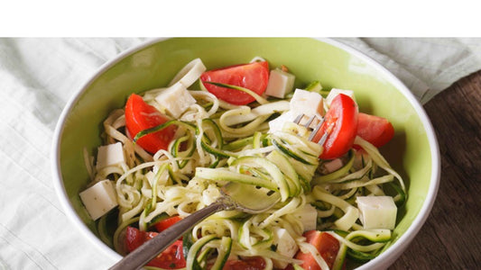 SPAGHETTI DE COURGETTE À LA FÉTA